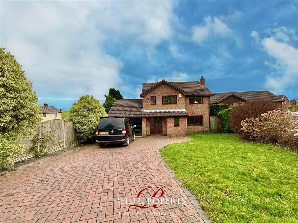 4 bed detached house for sale in Cymau, Wrexham LL11, £415,000