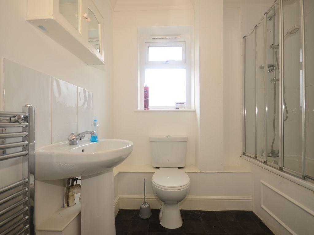 Room to rent in Kenilworth Close, Brighton BN2, £650 pcm