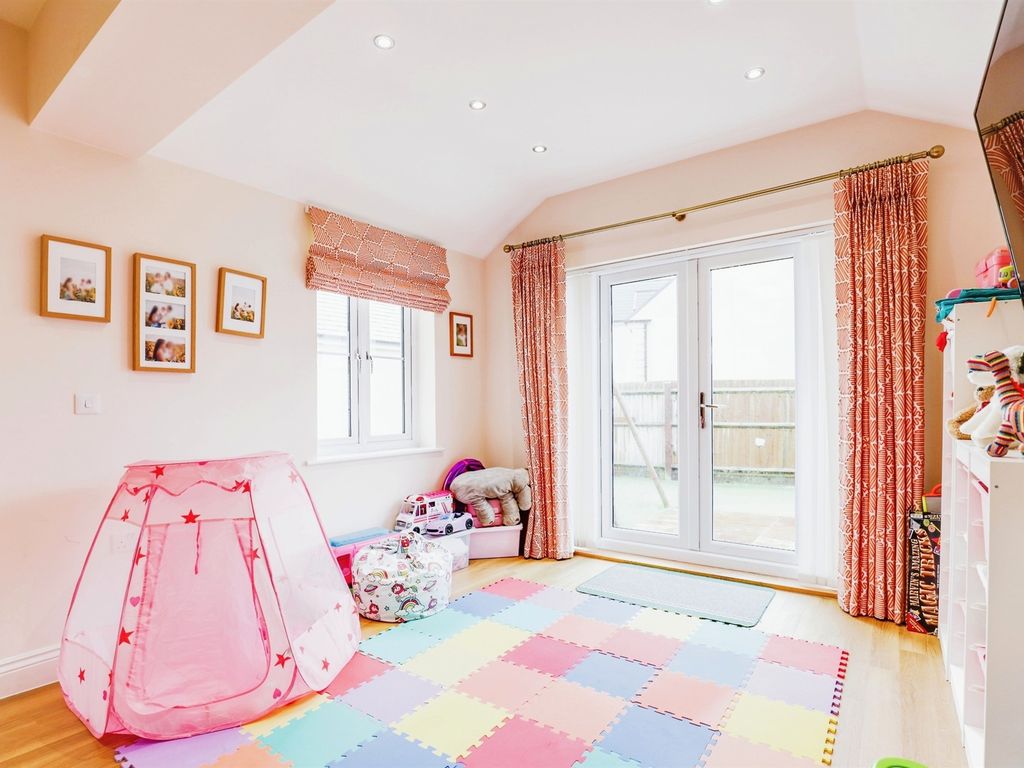 4 bed detached house for sale in Court Close, Aberthin, Cowbridge CF71, £650,000