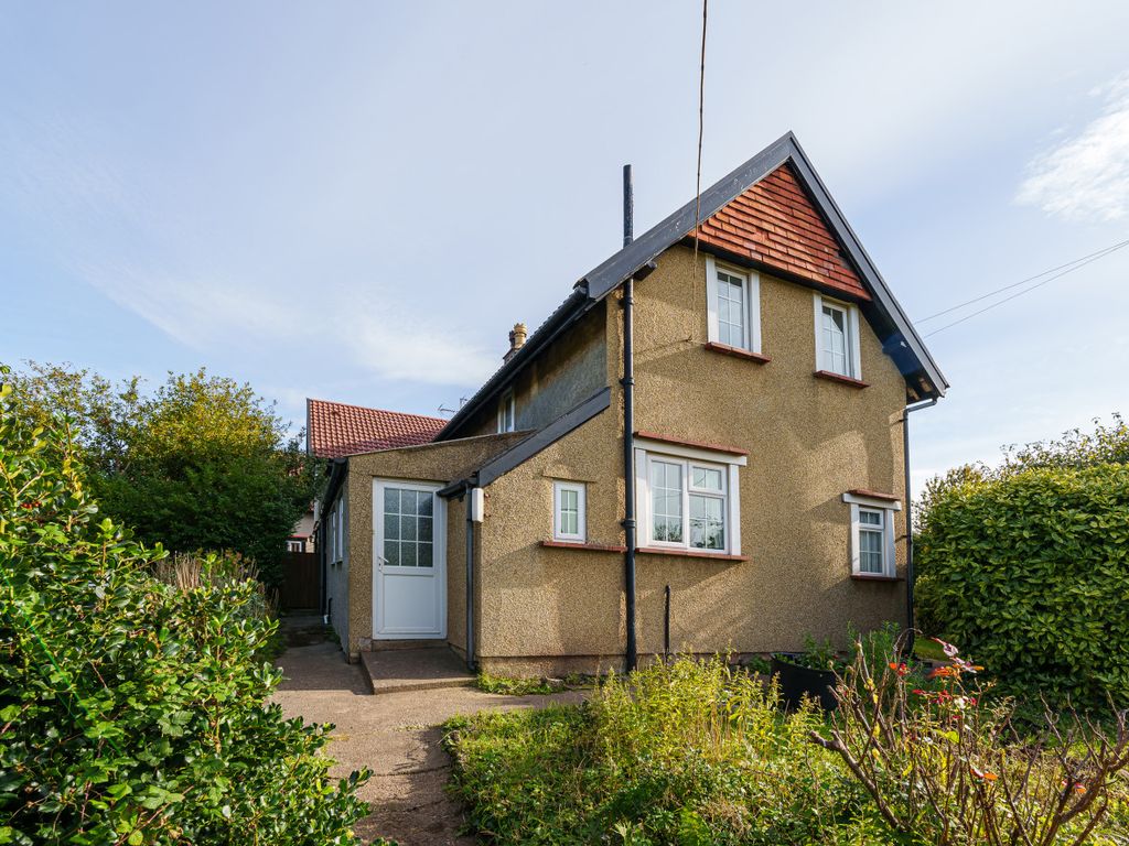 3 bed cottage for sale in Winterbourne, South Gloucestershire BS36, £300,000