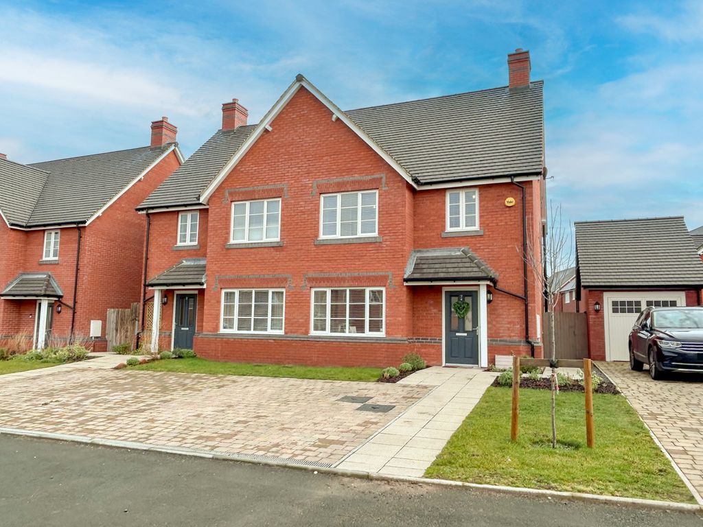 3 bed semi-detached house for sale in The Clayfields, Allscott TF6, £295,000