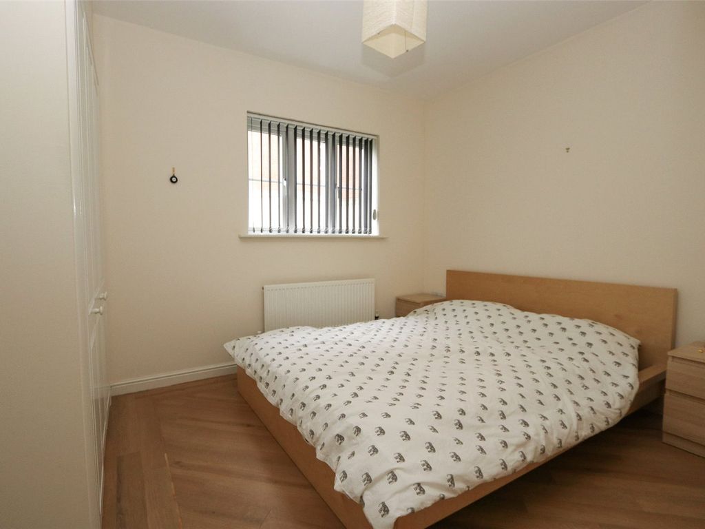 2 bed flat for sale in Shepherds Walk, Bradley Stoke, Bristol, South Gloucestershire BS32, £215,000