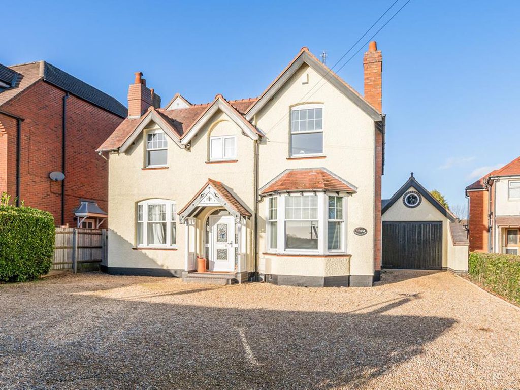 4 bed detached house for sale in School Lane, Solihull B91, £1,000,000