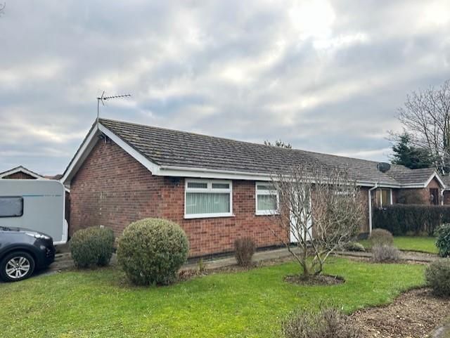 3 bed semi-detached bungalow for sale in Crowcroft Glebe, Nedging Tye, Ipswich IP7, £260,000