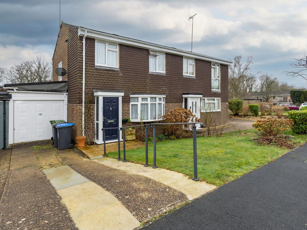 3 bed property for sale in Spinney Close, Crawley Down, Crawley RH10, £450,000