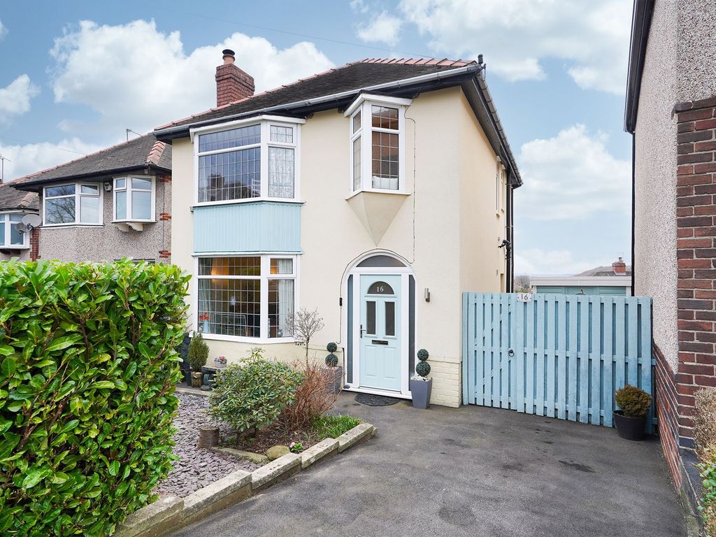 3 bed detached house for sale in Westwick Crescent, Sheffield S8, £390,000