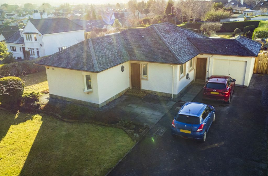 3 bed detached bungalow for sale in Annfield Road, Inverness IV2, £400,000