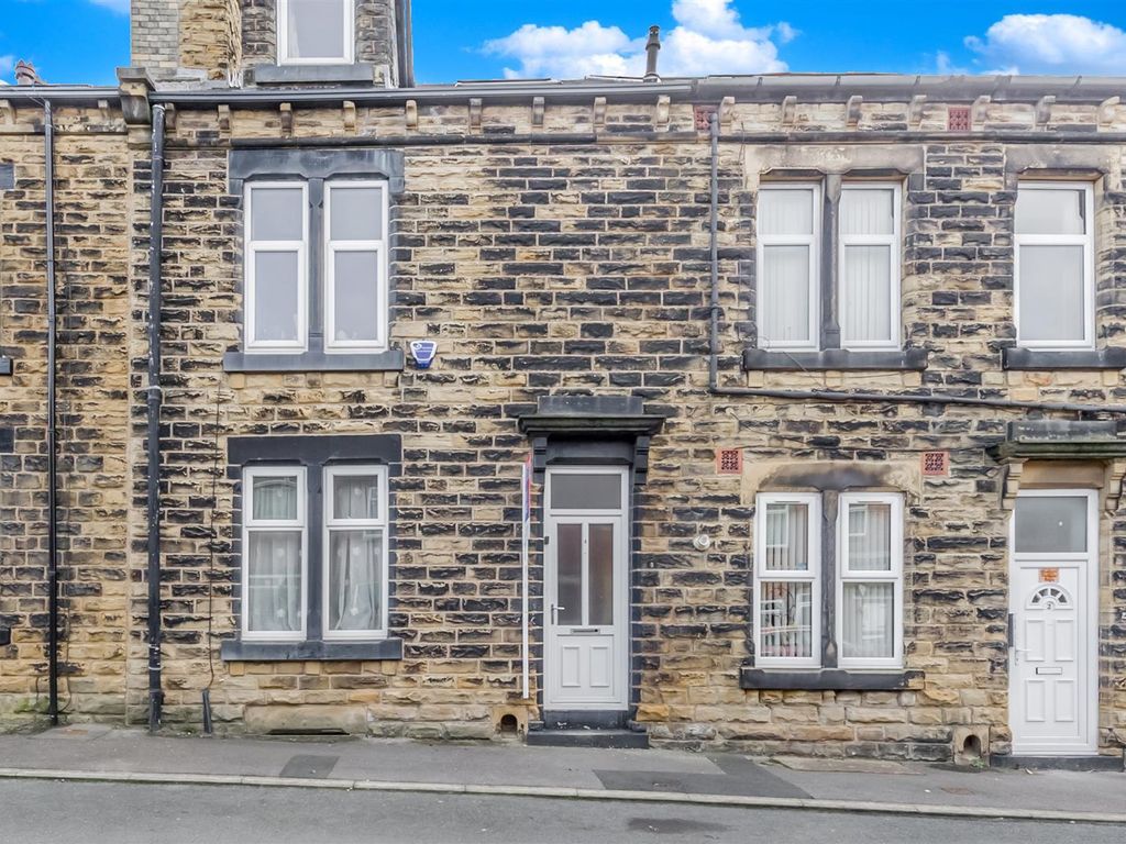 4 bed terraced house for sale in Clarence Street, Bramley, Leeds LS13, £195,000