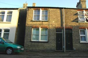 3 bed terraced house to rent in Thoday Street, Cambridge CB1, £1,795 pcm