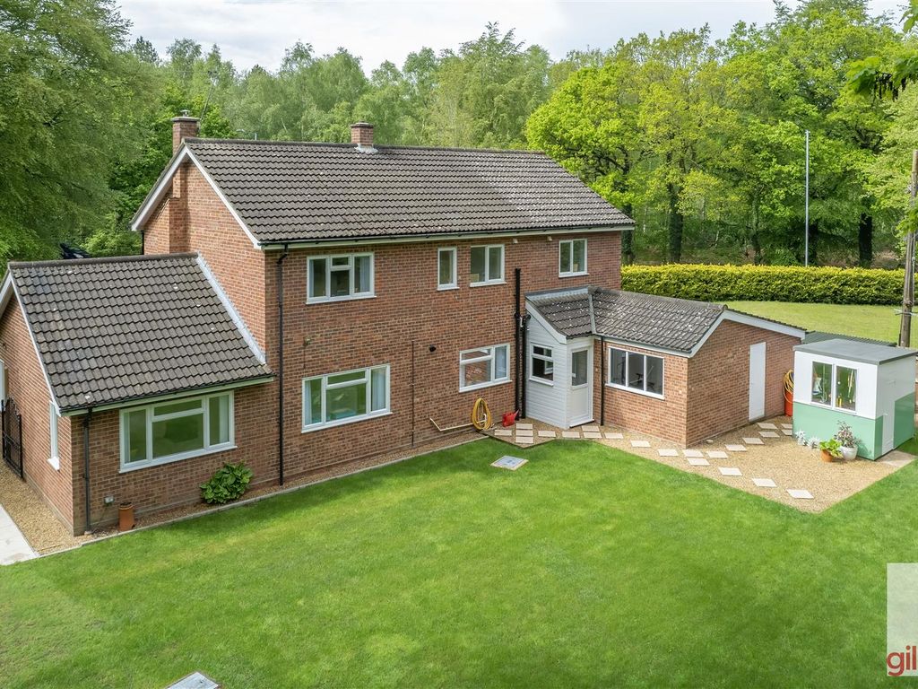 4 bed detached house for sale in Plumstead Road East, Norwich NR7, £585,000