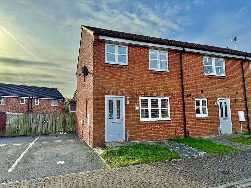 2 bed end terrace house for sale in Foss Court, Darlington DL2, £125,000