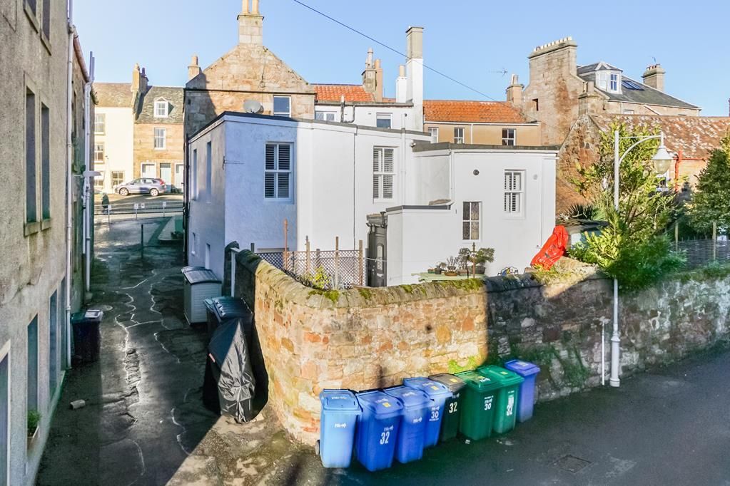 3 bed flat for sale in High Street South, Crail, Anstruther KY10, £250,000