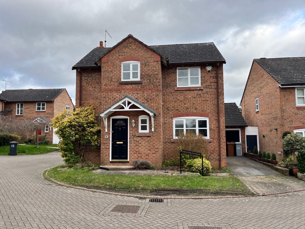 3 bed detached house to rent in Riverside, Nantwich, Cheshire CW5, £1,500 pcm