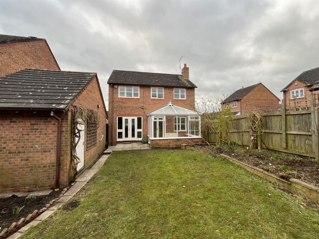 3 bed detached house to rent in Riverside, Nantwich, Cheshire CW5, £1,500 pcm