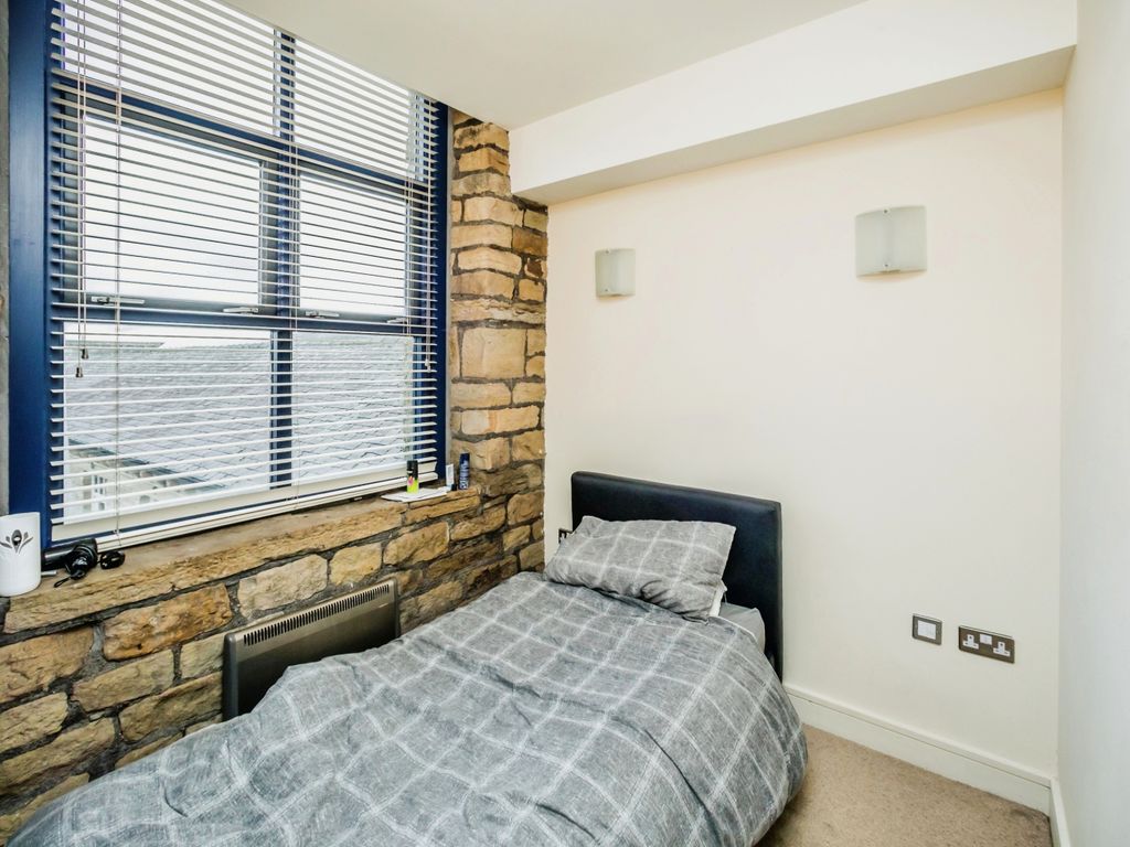 2 bed flat for sale in 5 Firth Street, Huddersfield HD1, £150,000