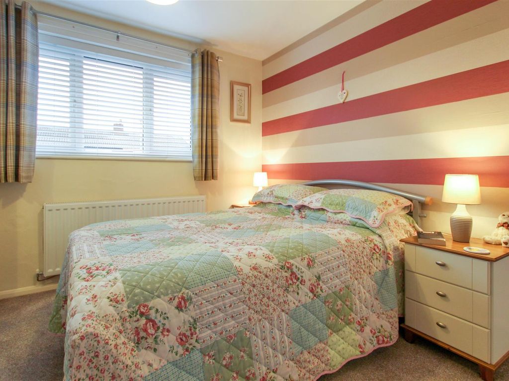 3 bed semi-detached house for sale in Abney Crescent, Measham, Swadlincote DE12, £249,950
