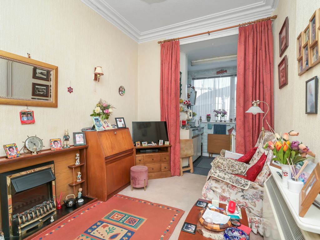 1 bed flat for sale in 65 Corbiehill Road, Edinburgh EH4, £140,000