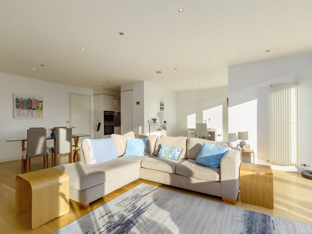 2 bed flat for sale in Flat 29, 8 Simpson Loan, Edinburgh, Midlothian EH3, £645,000