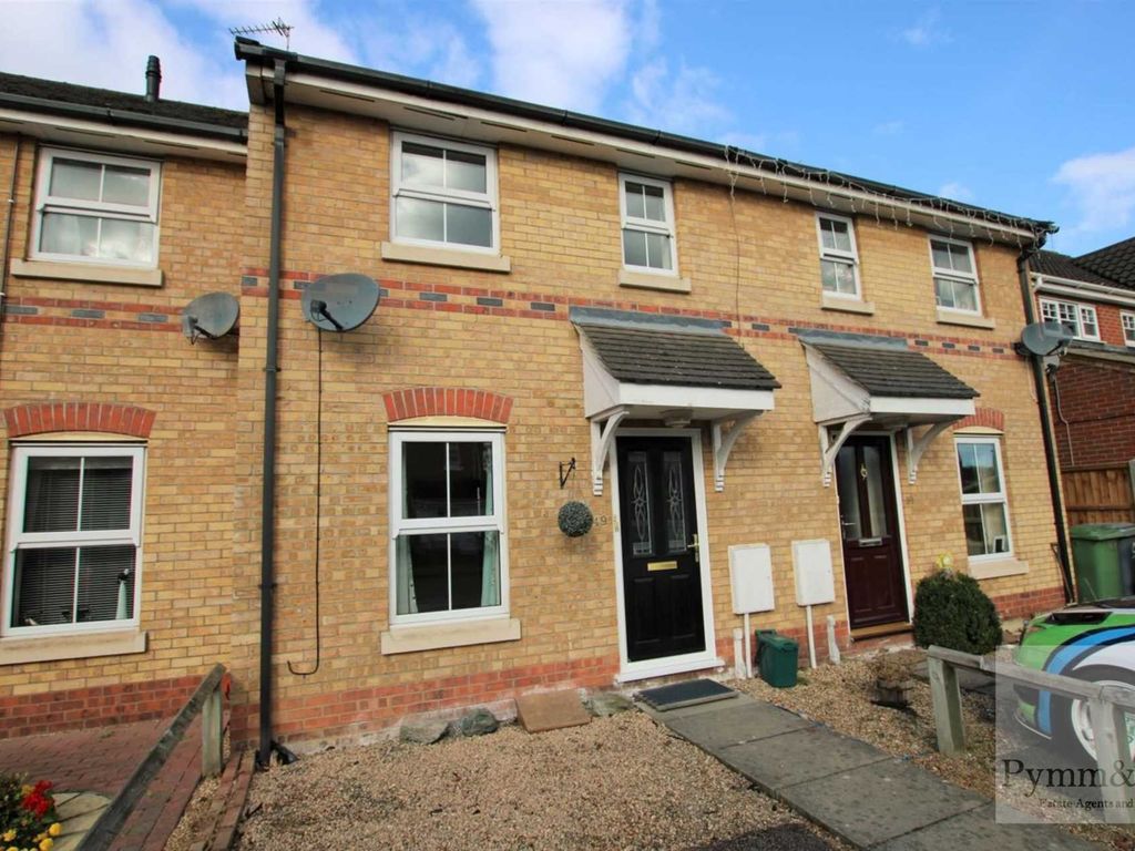2 bed terraced house to rent in Desborough Way, Norwich NR7, £995 pcm