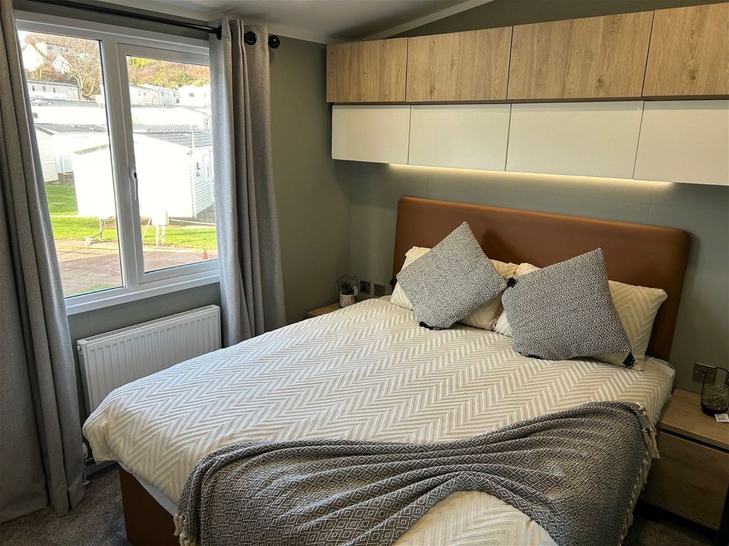 2 bed mobile/park home for sale in Dartmouth Road, Paignton, Devon TQ4, £89,995