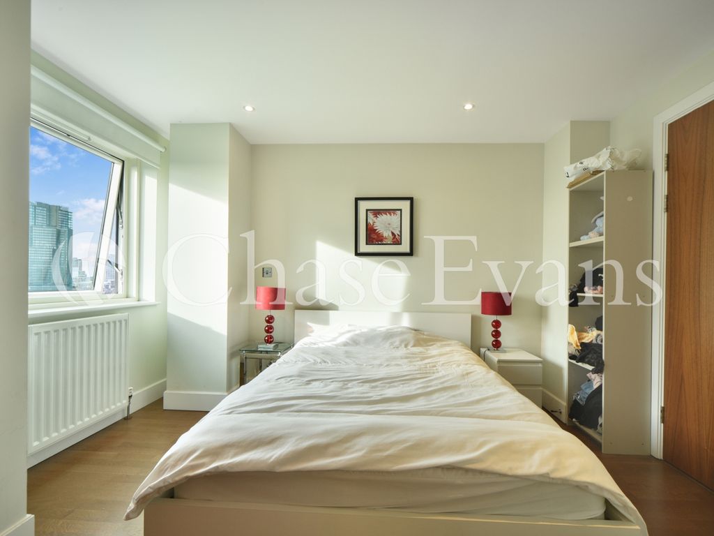 2 bed flat for sale in One Commercial Street, Crawford Building, Aldgate E1, £800,000