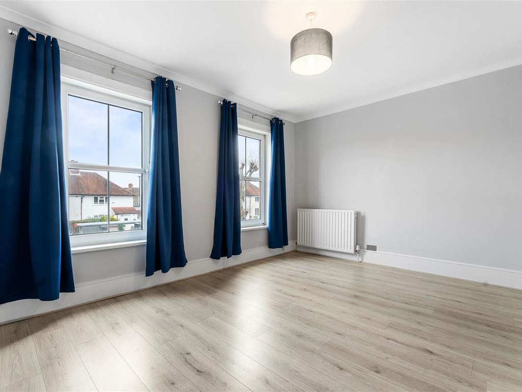 1 bed flat for sale in Kingston Road, Norbiton, Kingston Upon Thames KT1, £265,000