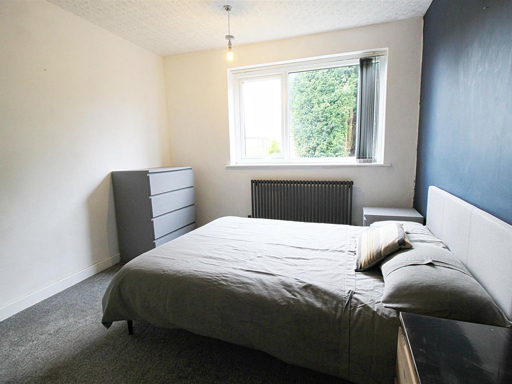 1 bed flat for sale in Kensington Grove, Denton, Manchester M34, £104,500