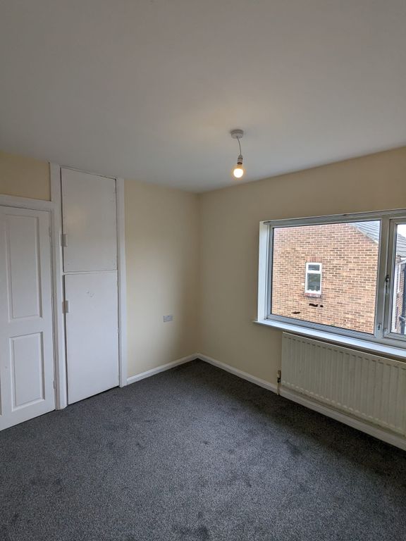 2 bed terraced house to rent in Lichfield Road, Ferryhill DL17, £500 pcm