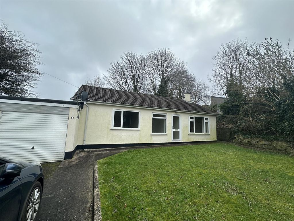 3 bed detached bungalow to rent in Bell, Lane, Redruth TR16, £950 pcm