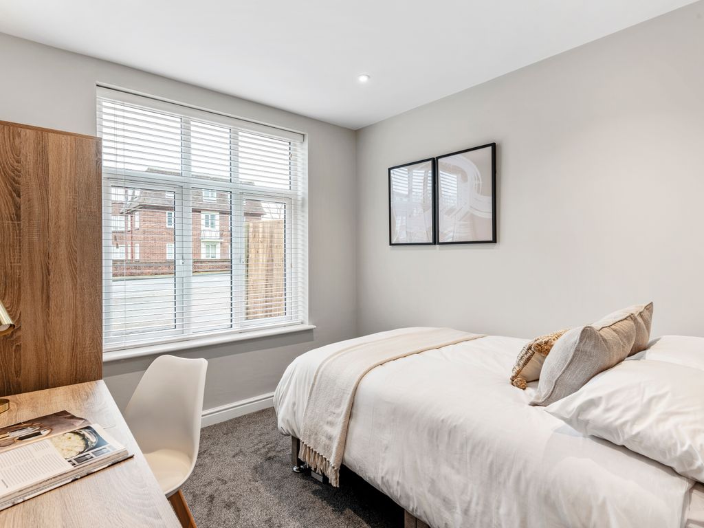 Room to rent in Valley Road, Ipswich IP1, £825 pcm