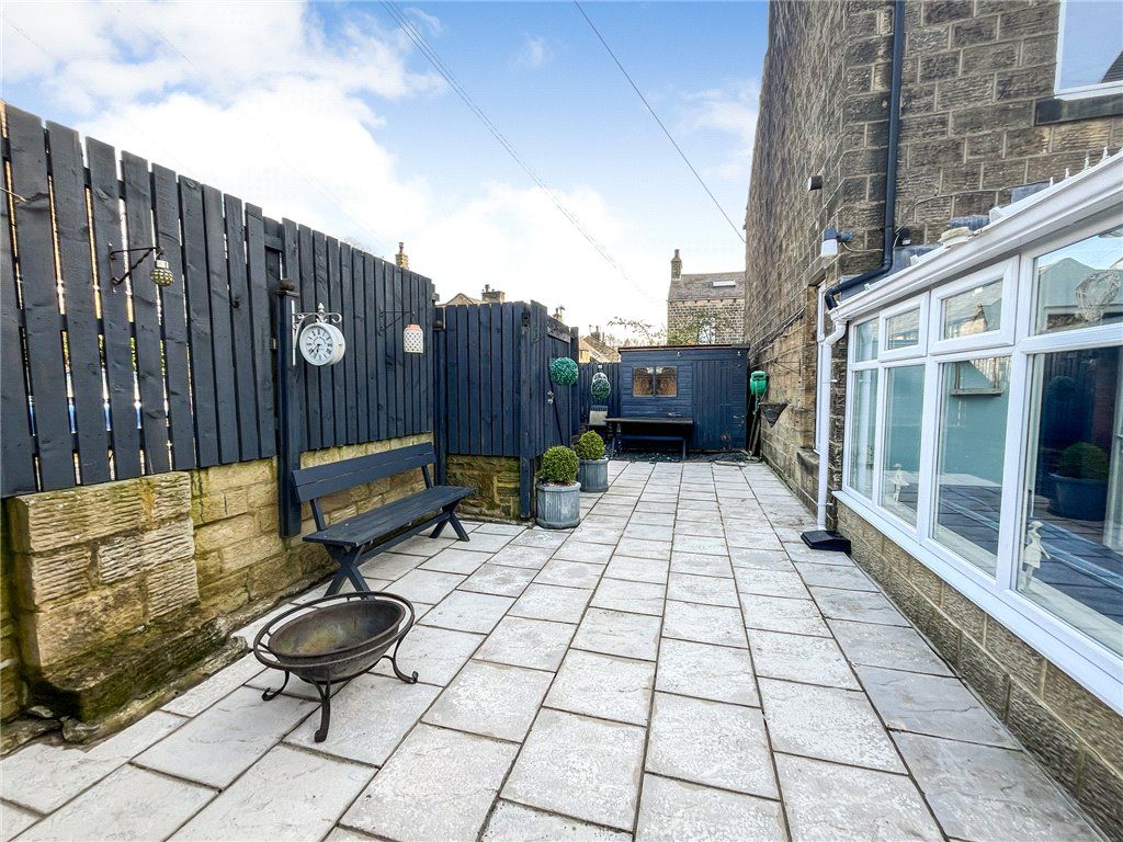 3 bed end terrace house to rent in Browfield Terrace, Silsden, Keighley, West Yorkshire BD20, £875 pcm