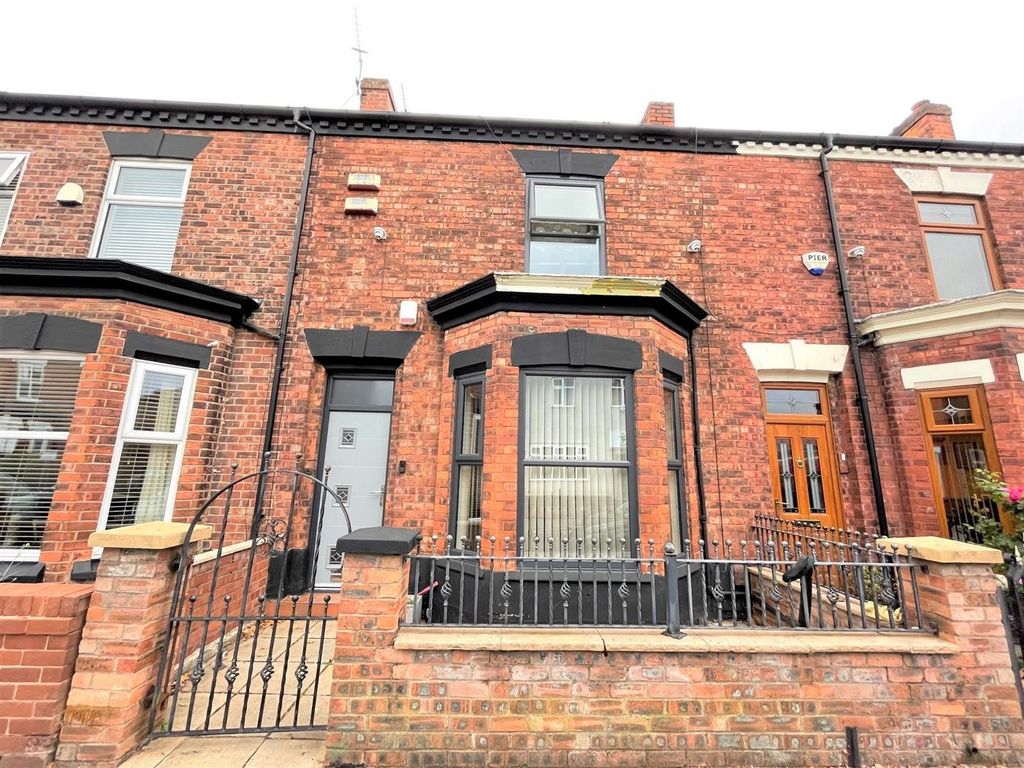 2 bed terraced house for sale in Church Street, Leigh WN7, £169,950