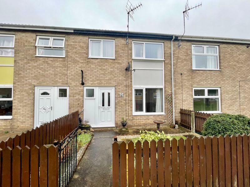 3 bed terraced house for sale in Eskdale Way, Grimsby DN37, £88,500