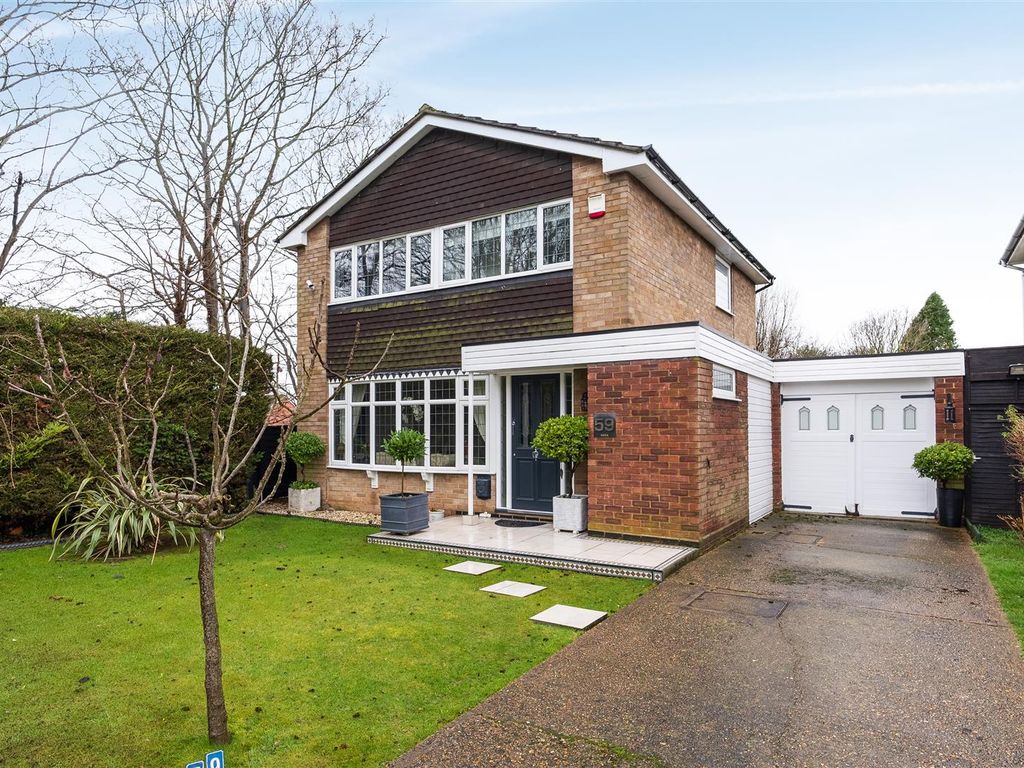 3 bed detached house for sale in West Drayton Park Avenue, West Drayton UB7, £685,000