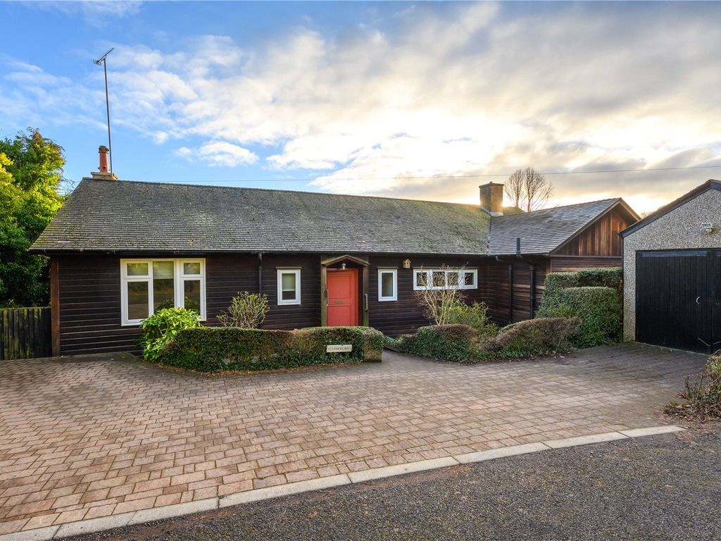 3 bed bungalow for sale in Closeburn, 46 Lade Braes, St. Andrews, Fife KY16, £650,000