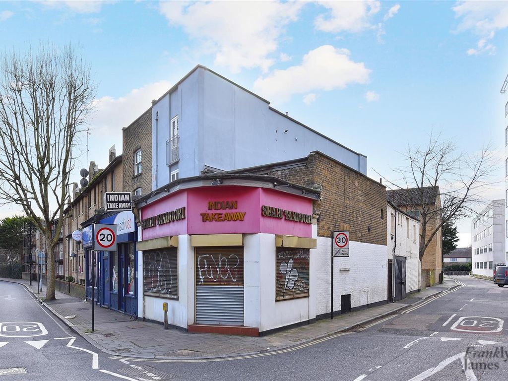 Property for sale in Grange Road, Bermondsey, London SE1, £1,000,000
