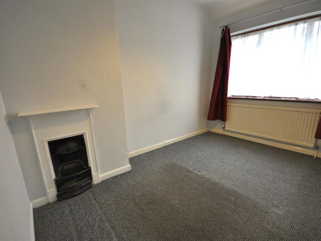 2 bed terraced house for sale in Valence Circus, Dagenham RM8, £350,000