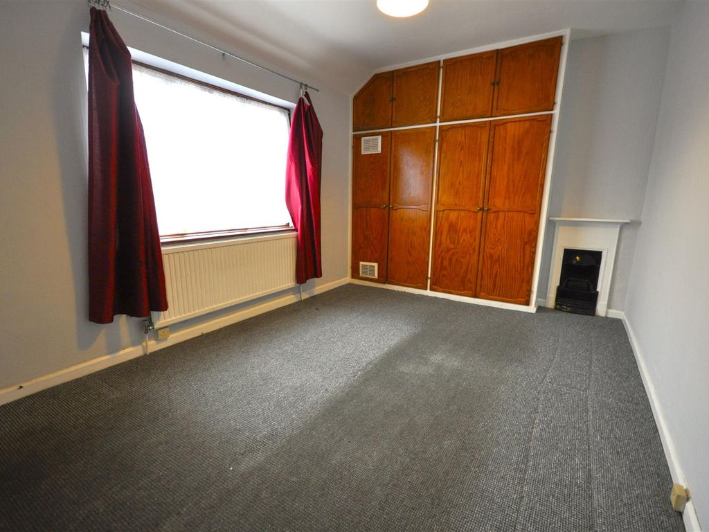 2 bed terraced house for sale in Valence Circus, Dagenham RM8, £350,000