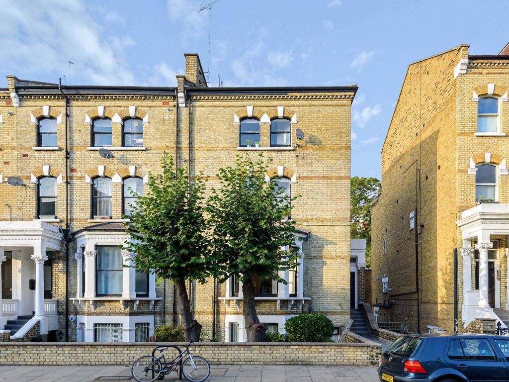 1 bed flat for sale in Edith Road, London W14, £390,000