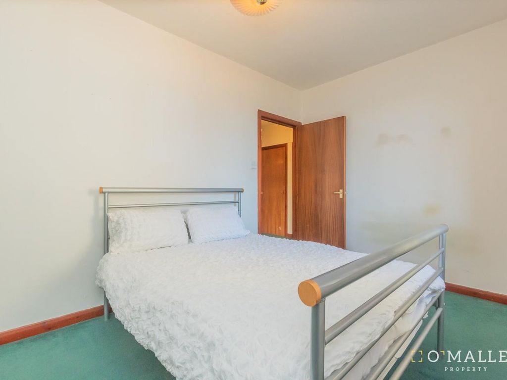 2 bed flat for sale in Brook Street, Alva FK12, £69,995
