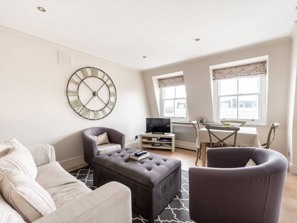 2 bed flat to rent in Aldridge Road Villas, Notting Hill, London W11, £3,012 pcm