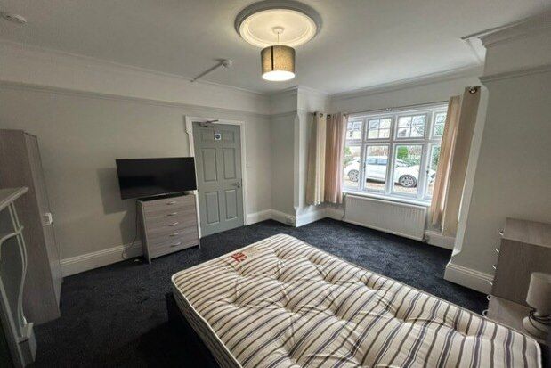 Room to rent in Hinton Way, Cambridge CB22, £850 pcm