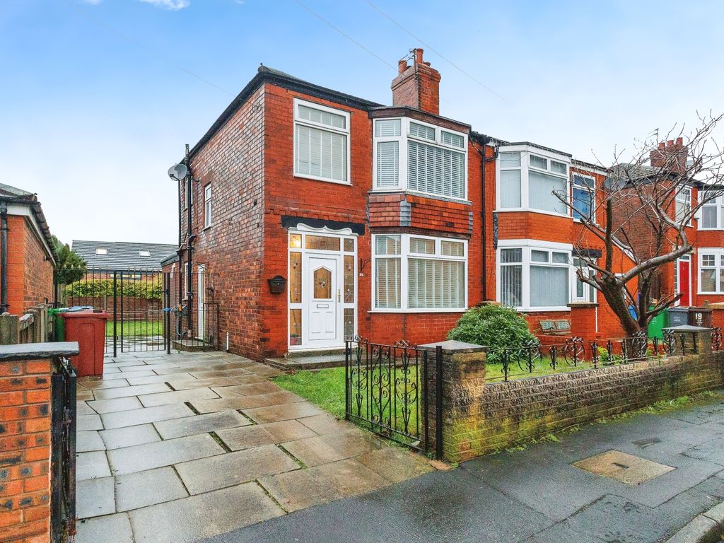 3 bed semi-detached house for sale in Rathbourne Avenue, Manchester M9, £275,000