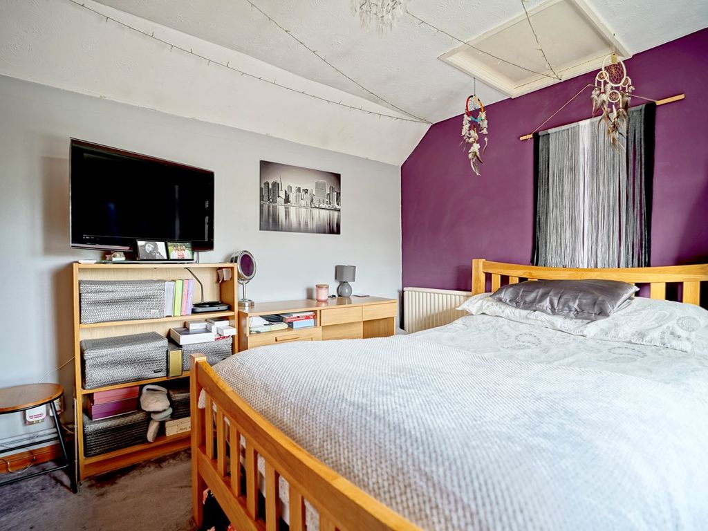 4 bed detached house for sale in North Road, Alconbury Weston, Huntingdon PE28, £500,000