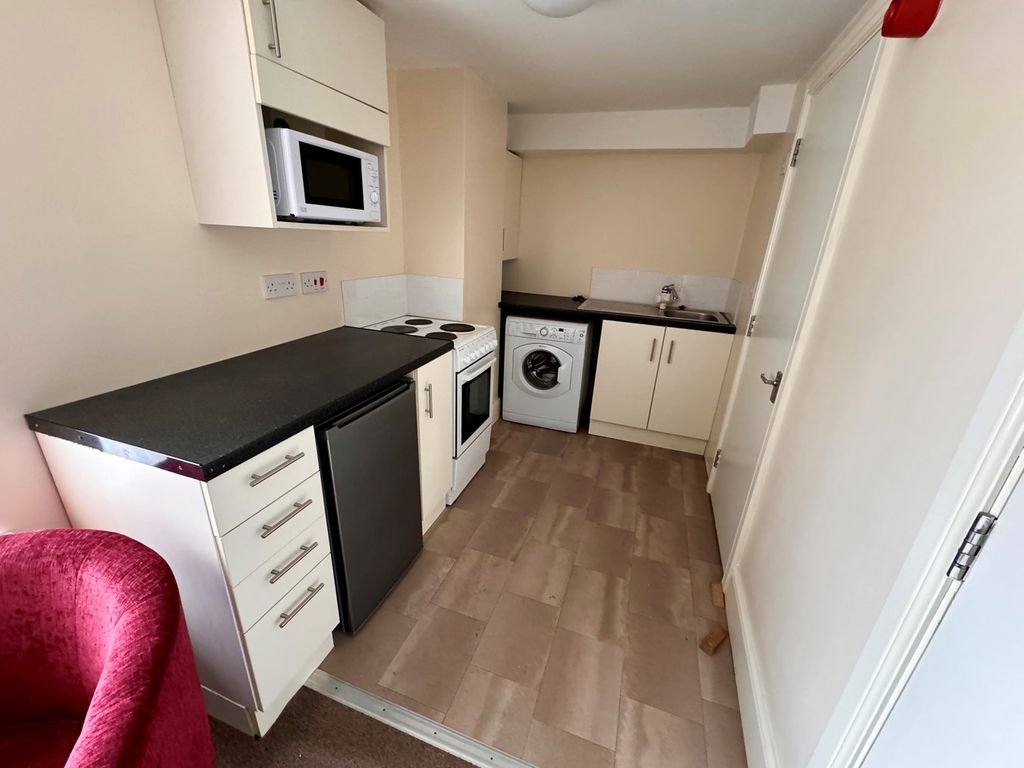 1 bed property to rent in Murton Street, Sunderland SR1, £425 pcm