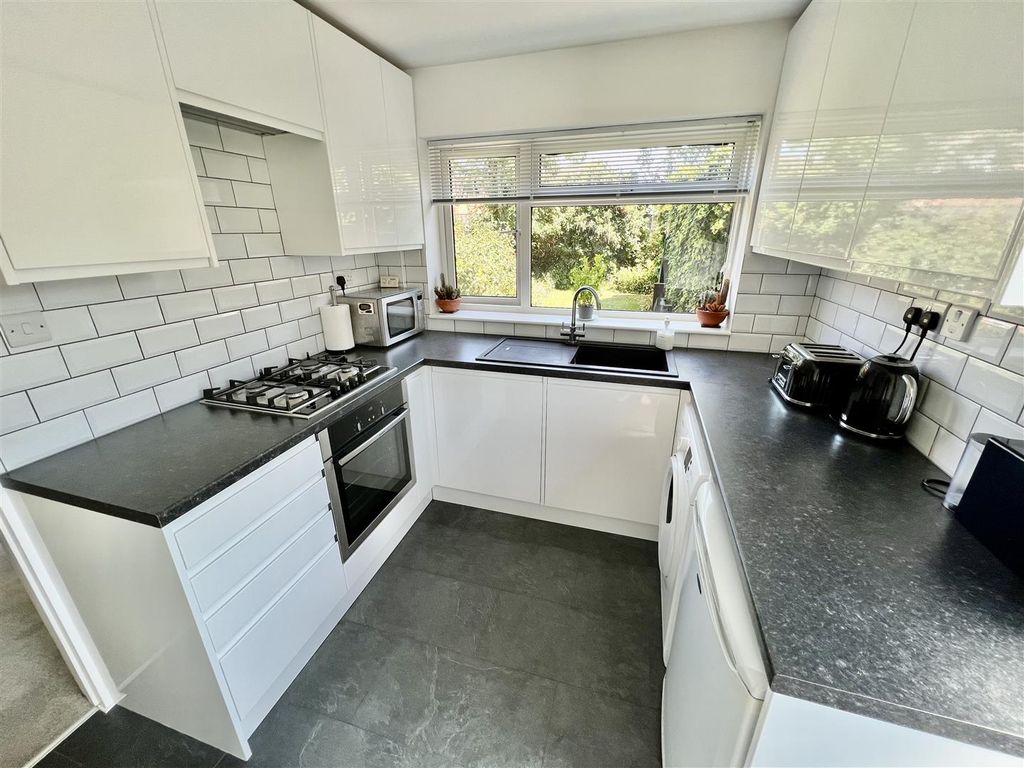 3 bed semi-detached house for sale in Hollyman Walk, Clevedon BS21, £349,950