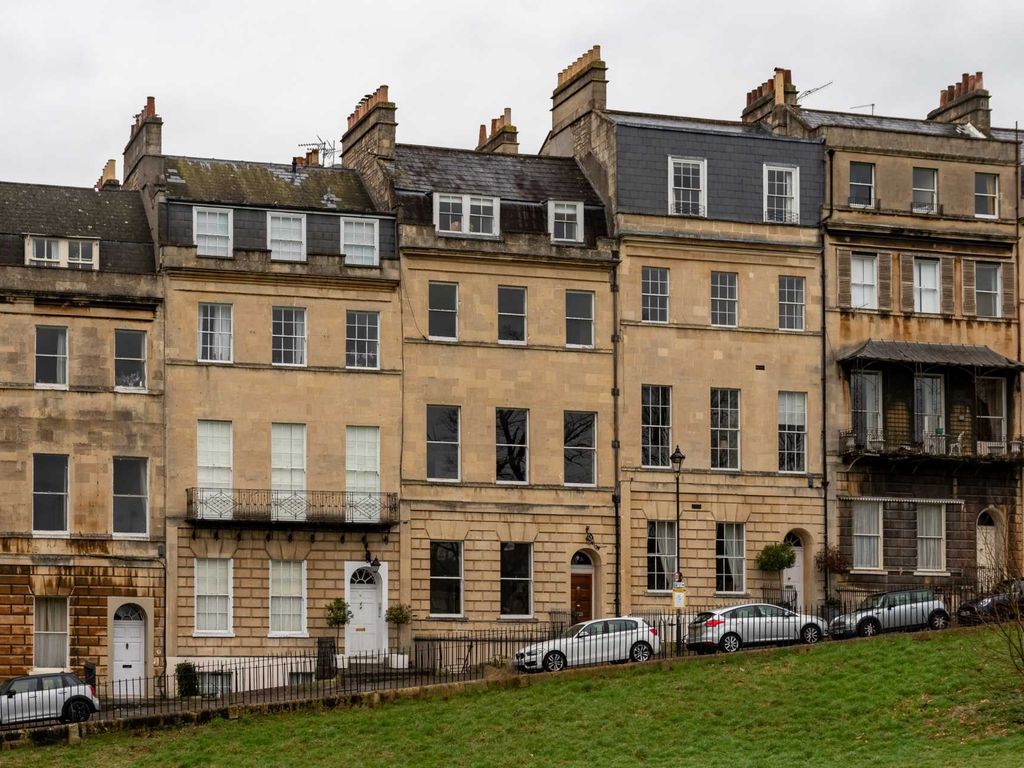 2 bed flat for sale in Marlborough Buildings, Bath BA1, £775,000