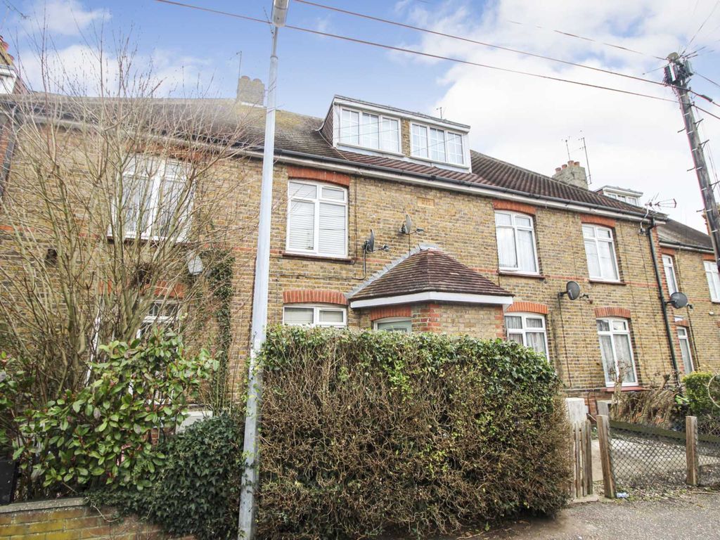 3 bed terraced house for sale in Cherry Garden Road, Maldon CM9, £315,000