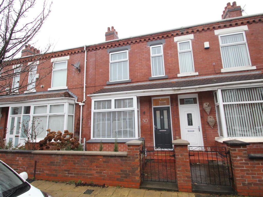 3 bed terraced house to rent in South Lonsdale Street, Manchester M32, £1,250 pcm