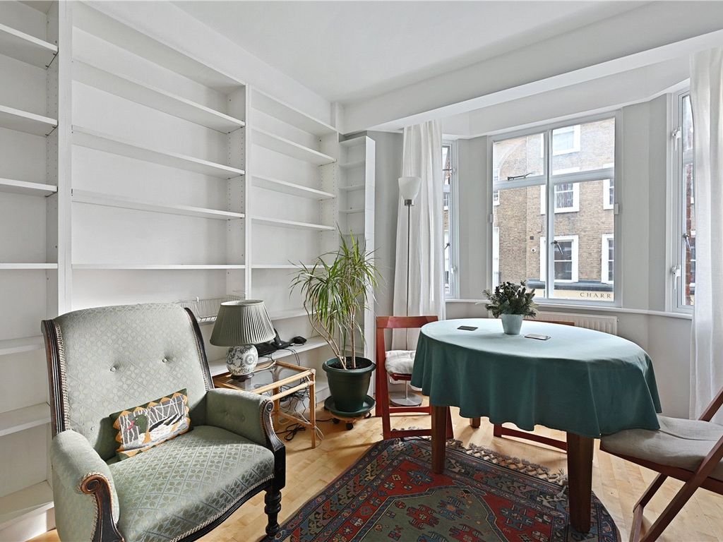 1 bed flat for sale in Cleveland Court, Cleveland Street, London W1T, £560,000